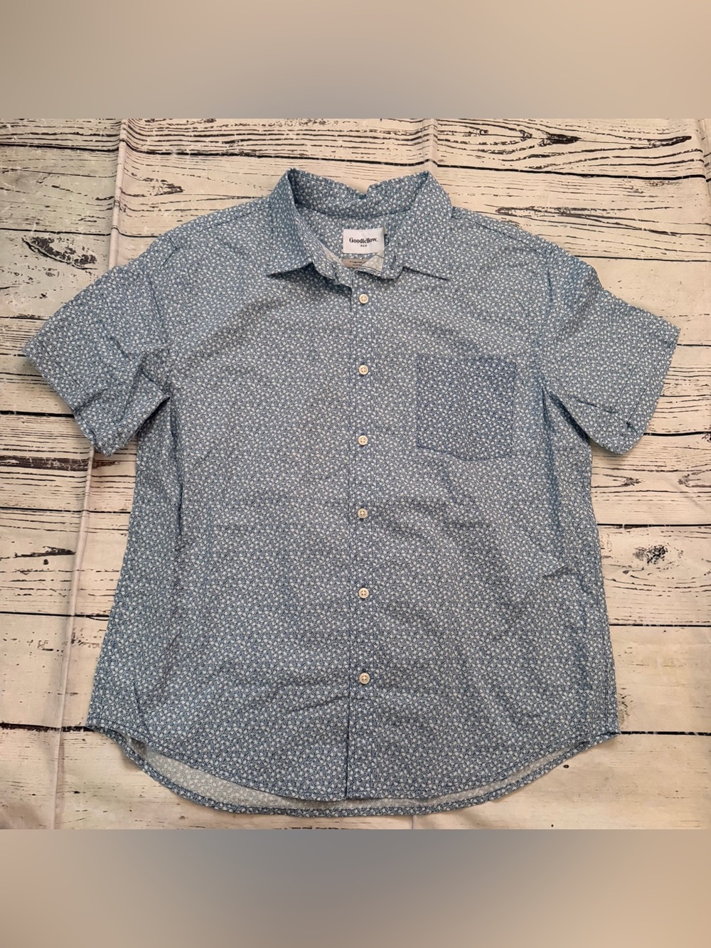 Goodfellow & Co Light Blue Short-Sleeve Button-Down Shirt